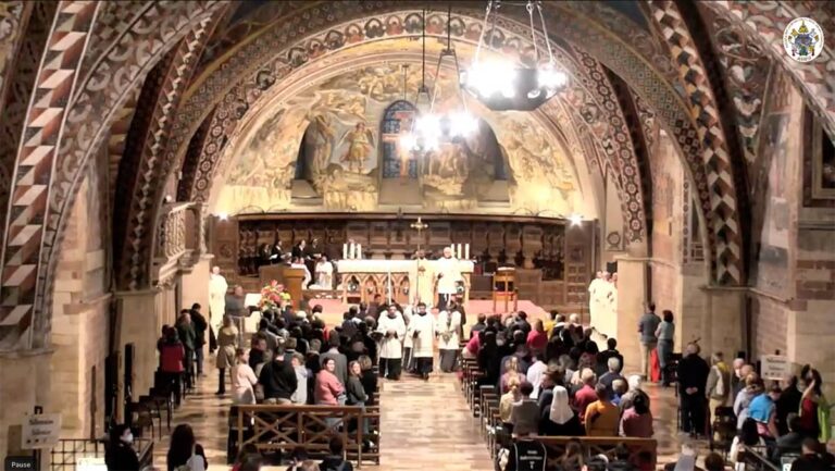 Daily Mass in Lower Basilica di Assisi